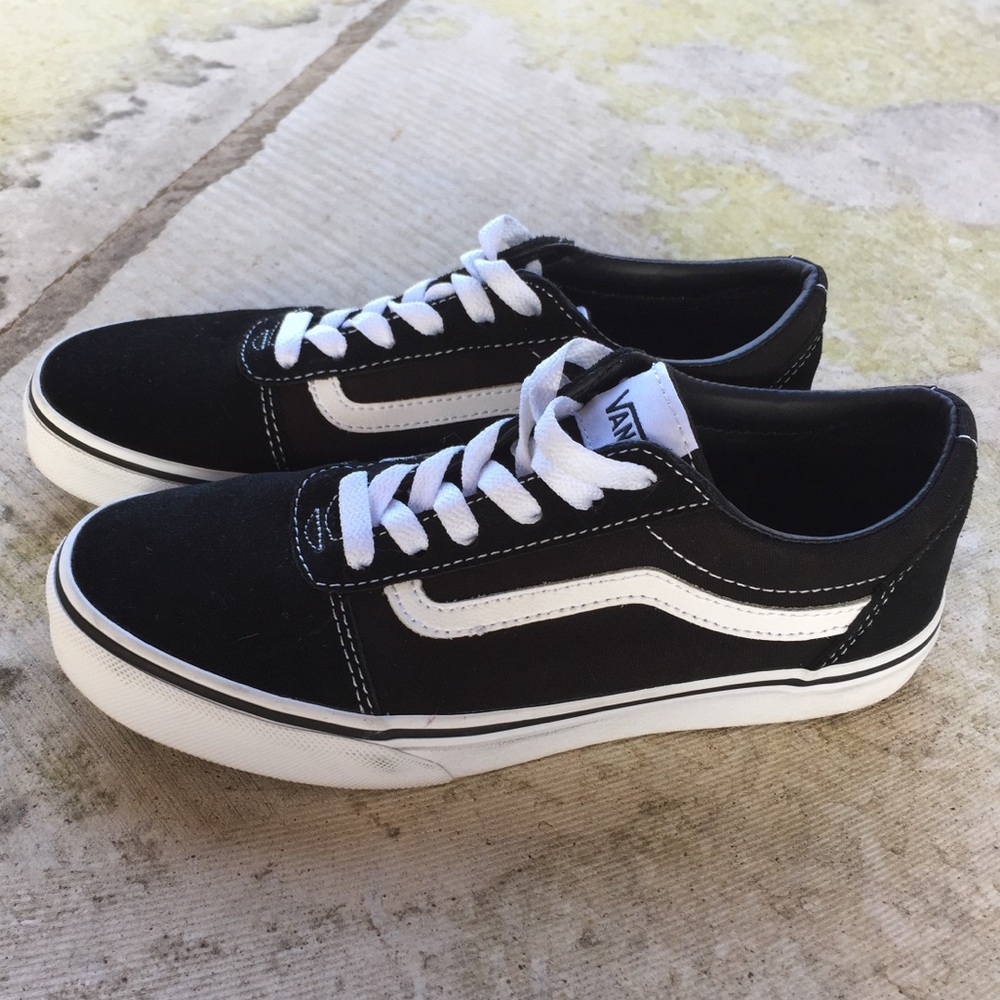 Black old skool vans